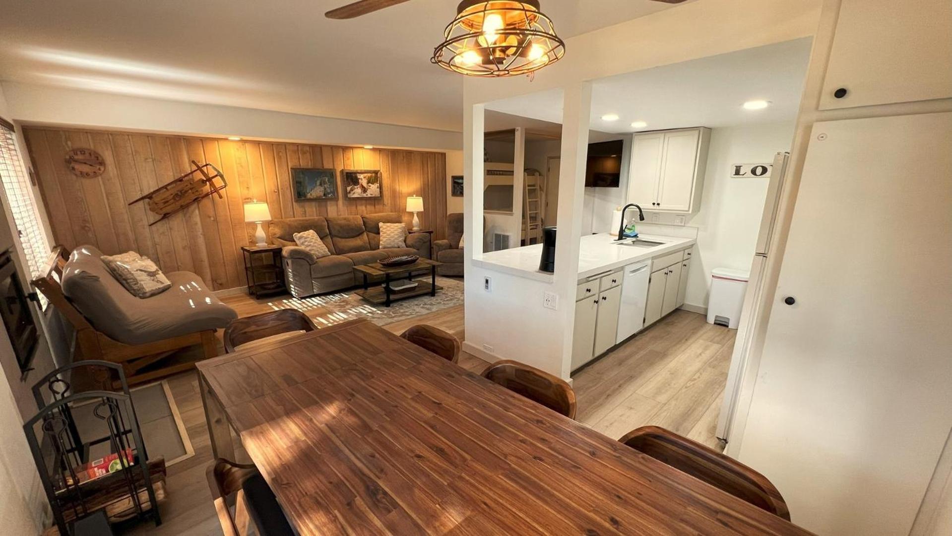 Standard Condos With Free Parking Μαμούθ Λέικς Δωμάτιο φωτογραφία