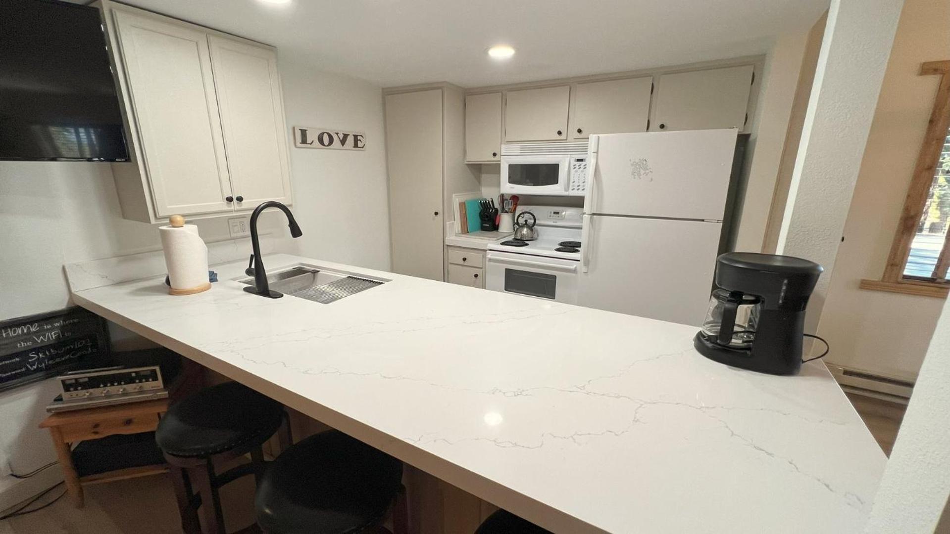 Standard Condos With Free Parking Μαμούθ Λέικς Δωμάτιο φωτογραφία